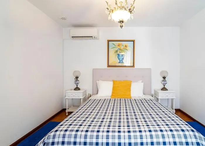 ヴィラ Our Lady Of Mercy エルメジンデ